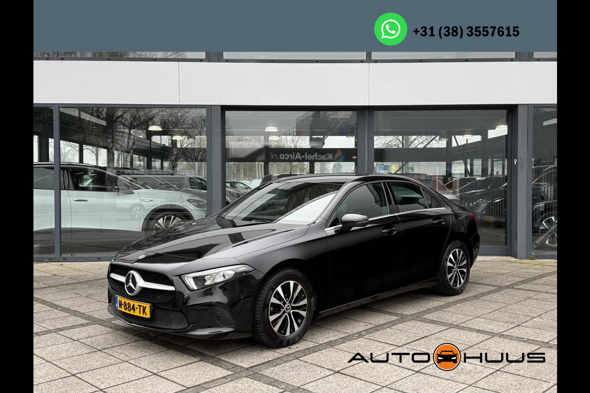 Mercedes-Benz A-Klasse Aut. 180 Sol. Luxury Line | Trekhaak | Camera | Navi |