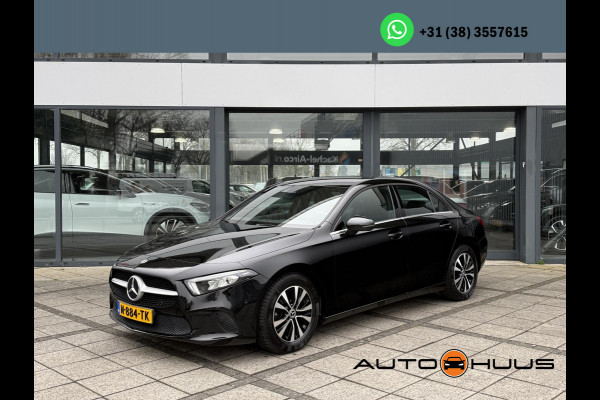 Mercedes-Benz A-Klasse Aut. 180 Sol. Luxury Line | Trekhaak | Camera | Navi |