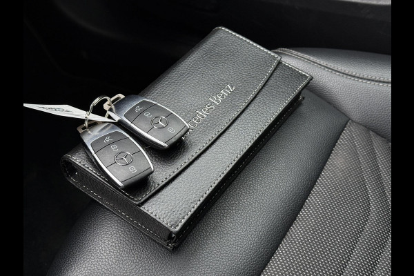 Mercedes-Benz A-Klasse Aut. 180 Sol. Luxury Line | Trekhaak | Camera | Navi |