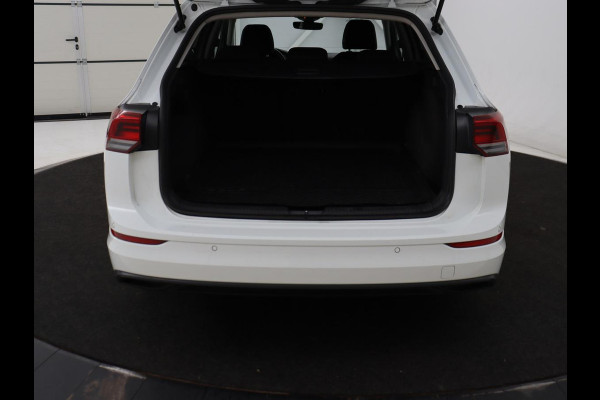 Volkswagen Golf Variant 1.0 TSI Life Business | Memory | Stoel & stuurverwarming | Adaptive Cruise | Camera | Carplay | Navigatie | Sfeerverlichting