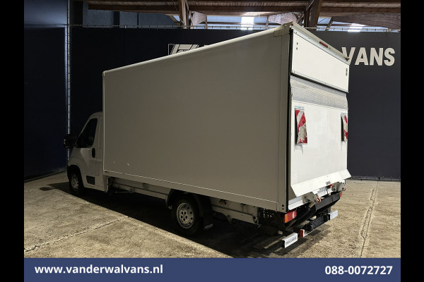 Peugeot Boxer 2.2 BlueHDi 141pk Bakwagen Laadklep Euro6 Airco | Cruisecontrol | 955kg laadvermogen Bijrijdersbank