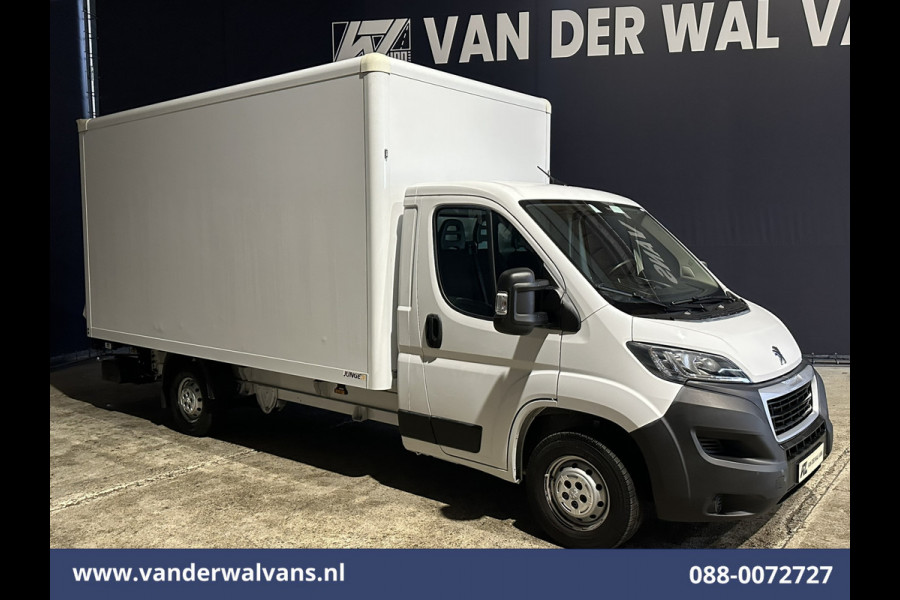 Peugeot Boxer 2.2 BlueHDi 141pk Bakwagen Laadklep Euro6 Airco | Cruisecontrol | 955kg laadvermogen Bijrijdersbank