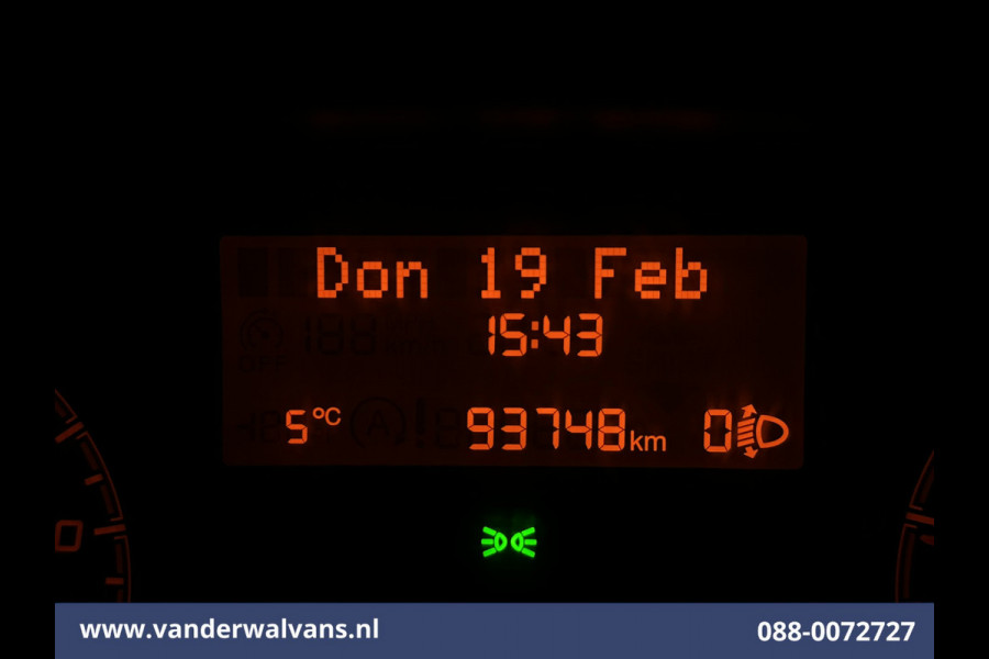 Peugeot Boxer 2.2 BlueHDi 141pk Bakwagen Laadklep Euro6 Airco | Cruisecontrol | 955kg laadvermogen Bijrijdersbank