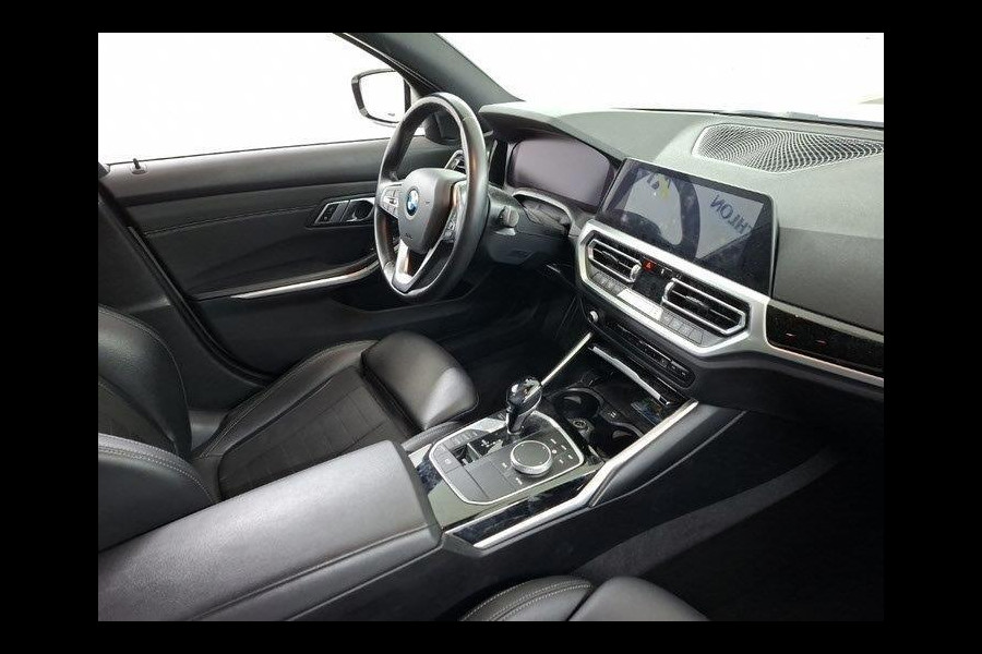 BMW 3-serie Aut. 318i Executive Ed. | Navi | Virtual Cockpit | Automaat
