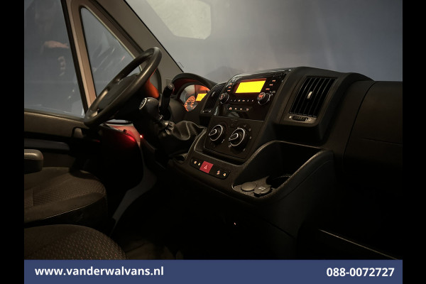Peugeot Boxer 2.2 BlueHDi 141pk Bakwagen 436cm Lang Laadklep Euro6 Airco | Cruisecontrol | Bijrijdersbank