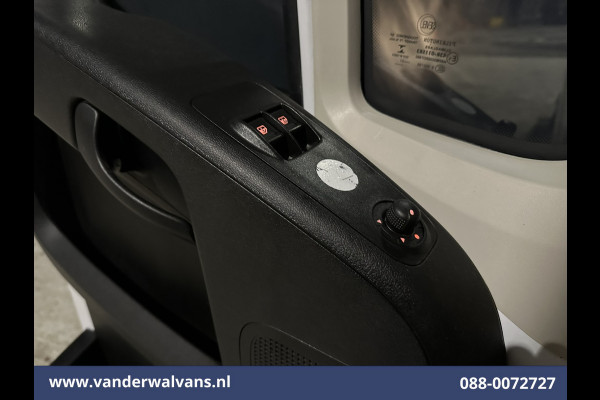 Peugeot Boxer 2.2 BlueHDi 141pk Bakwagen 436cm Lang Laadklep Euro6 Airco | Cruisecontrol | Bijrijdersbank