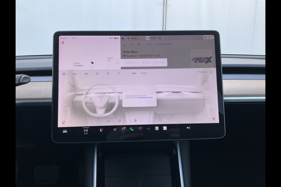 Tesla Model 3 Standard RWD Plus SOH 92%Trekhaak Autopilot Stoelverw. 60 kWh