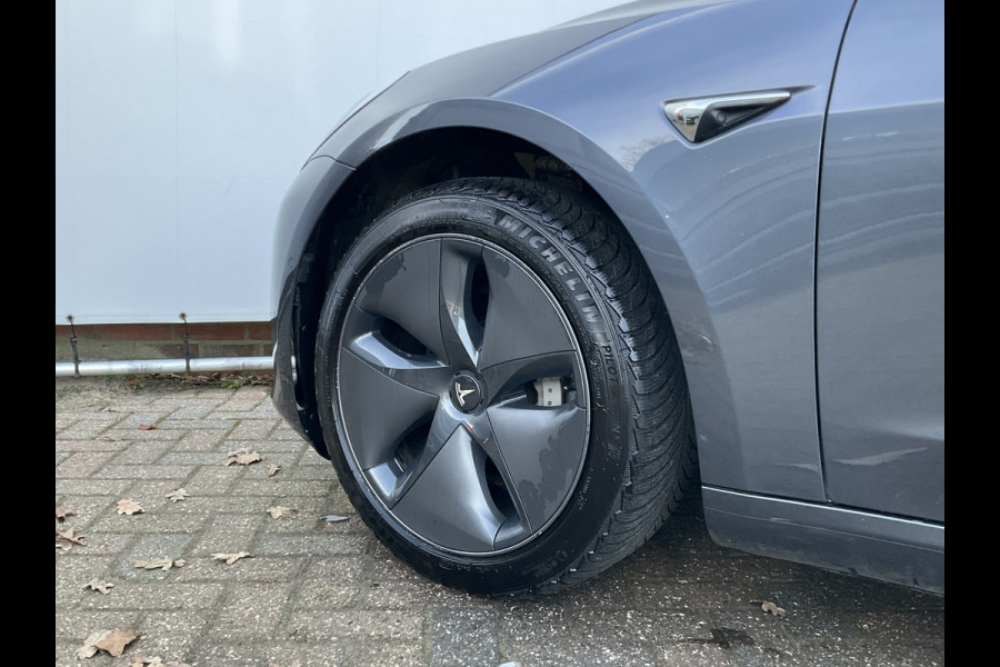 Tesla Model 3 Standard RWD Plus SOH 92%Trekhaak Autopilot Stoelverw. 60 kWh