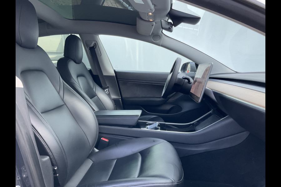 Tesla Model 3 Standard RWD Plus SOH 92%Trekhaak Autopilot Stoelverw. 60 kWh