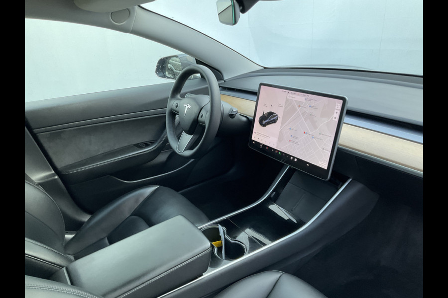 Tesla Model 3 Standard RWD Plus SOH 92%Trekhaak Autopilot Stoelverw. 60 kWh