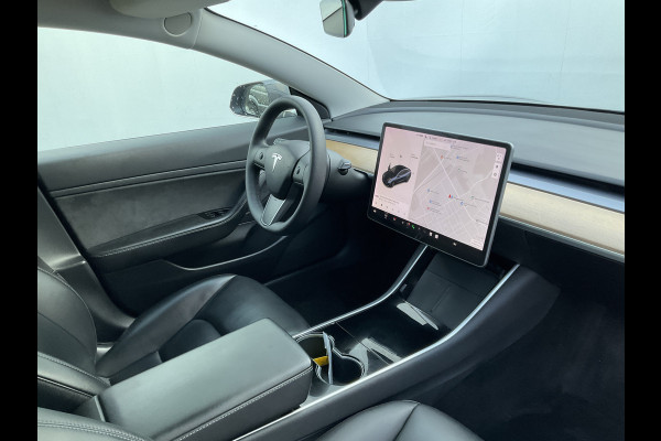 Tesla Model 3 Standard RWD Plus SOH 92%Trekhaak Autopilot Stoelverw. 60 kWh