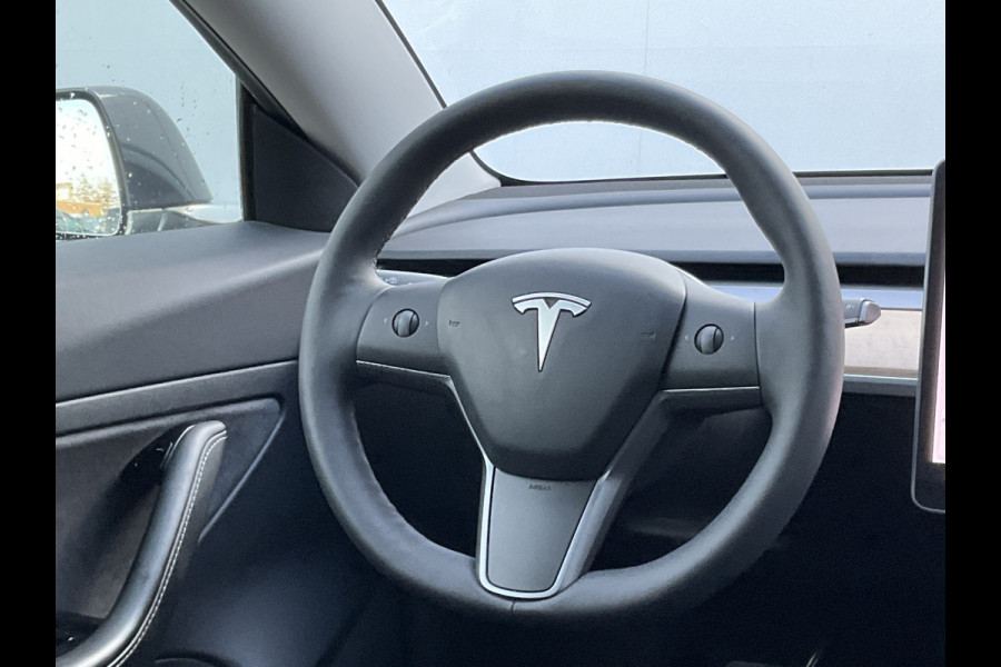Tesla Model 3 Standard RWD Plus SOH 92%Trekhaak Autopilot Stoelverw. 60 kWh