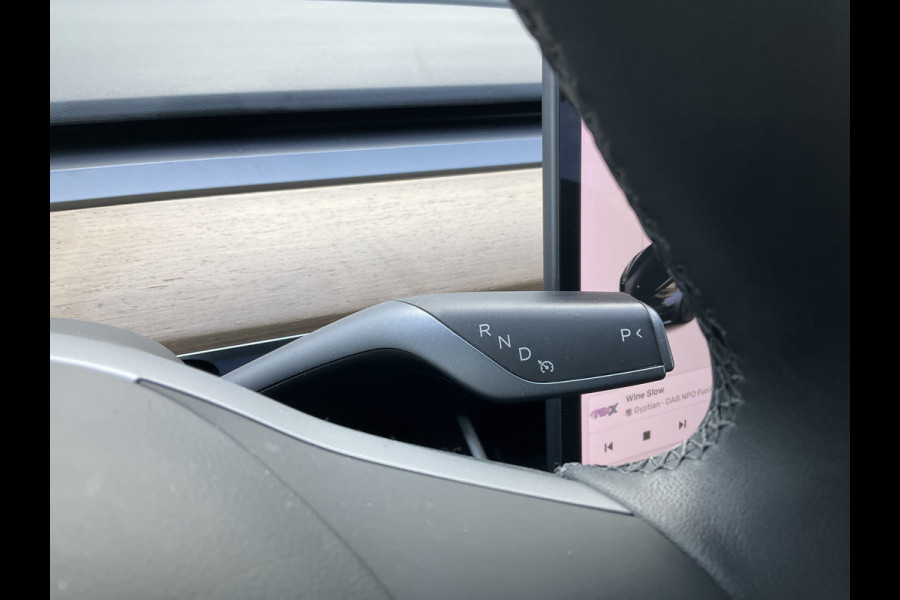 Tesla Model 3 Standard RWD Plus SOH 92%Trekhaak Autopilot Stoelverw. 60 kWh