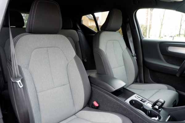 Volvo XC40 1.5 T5 Core-Bright / INCL. 12 mnd BOVAG / Keyyless /E.Achterklep