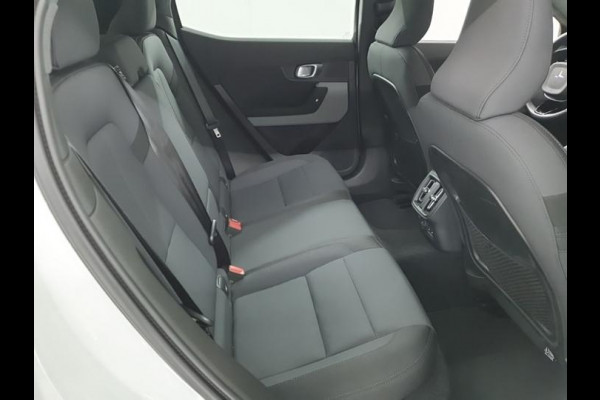 Polestar 2 Aut. Long Range Dual Motor AWD | 408 PK | Pilot Plus | Panorama | 360 Camera | Harman Kardon |