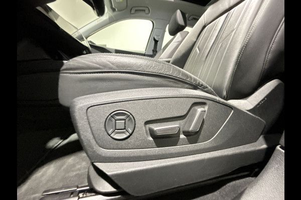 Audi e-tron 50 quattro Business edition Plus 71 kWh | Leder bekleding | Panoramadak | Super dikke uitvoering! Soh (batterijcheck) Waarde 93,1%