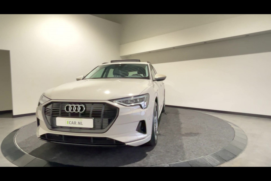 Audi e-tron 50 quattro Business edition Plus 71 kWh | Leder bekleding | Panoramadak | Super dikke uitvoering! Soh (batterijcheck) Waarde 93,1%