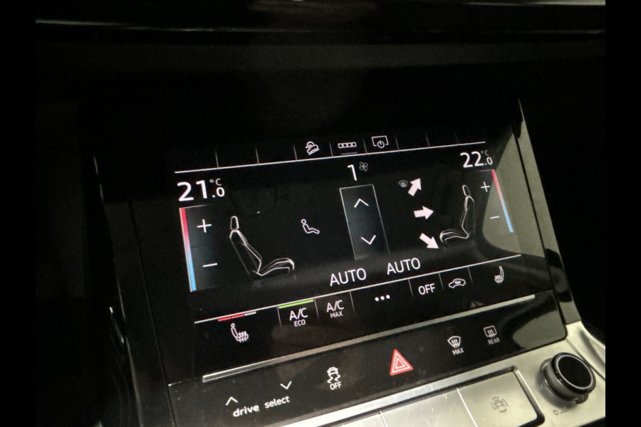 Audi e-tron 50 quattro Business edition Plus 71 kWh | Leder bekleding | Panoramadak | Super dikke uitvoering! Soh (batterijcheck) Waarde 93,1%