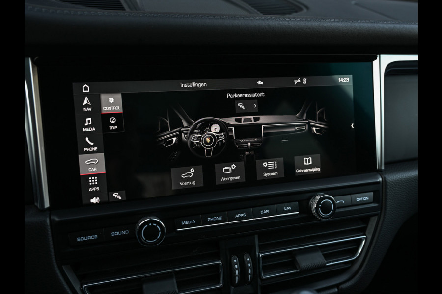 Porsche Macan 2.0 254PK | Panorama dak | Luchtvering | Trekhaak | RS Spyder Design Wheels | Stoelverwarming | Bose Sound