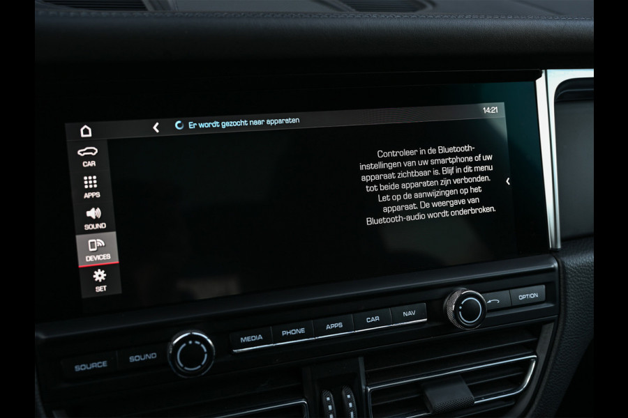 Porsche Macan 2.0 254PK | Panorama dak | Luchtvering | Trekhaak | RS Spyder Design Wheels | Stoelverwarming | Bose Sound