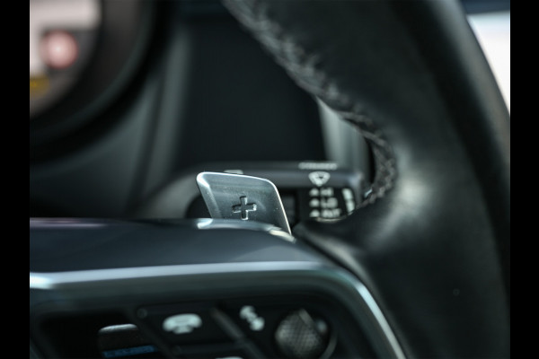 Porsche Macan 2.0 254PK | Panorama dak | Luchtvering | Trekhaak | RS Spyder Design Wheels | Stoelverwarming | Bose Sound