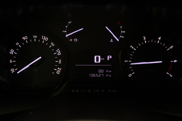 Opel Vivaro 2.0 CDTI L3H1 Innovation Leder/Stof, 3-Zits, Camera, Apple Carplay, Cruise, Imperiaal, Trekhaak, 18''