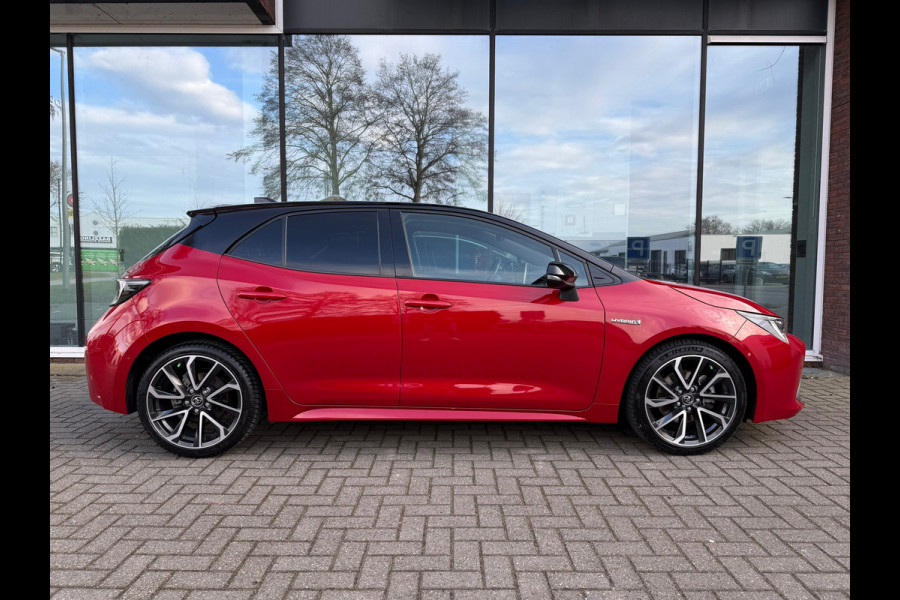 Toyota Corolla 2.0 Hybrid Executive - Automaat - Navi - Camera - Winterpakket - Org.NL