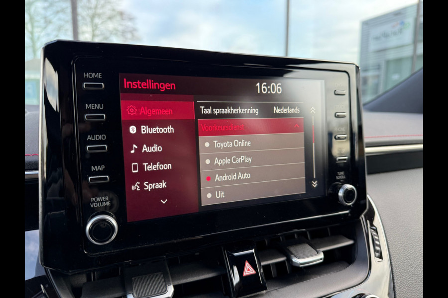 Toyota Corolla 2.0 Hybrid Executive - Automaat - Navi - Camera - Winterpakket - Org.NL