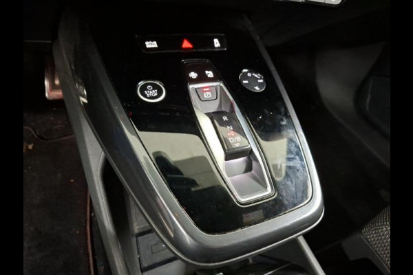 Audi Q4 e-tron Aut. 40 S-Line Competition 77 kWh | Navi | Panorama | Virtual Cockpit