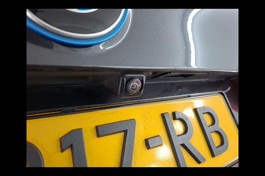 BMW iX3 Aut. High Executive 80 kWh | Navi | Panorama | Trekhaak | Camera