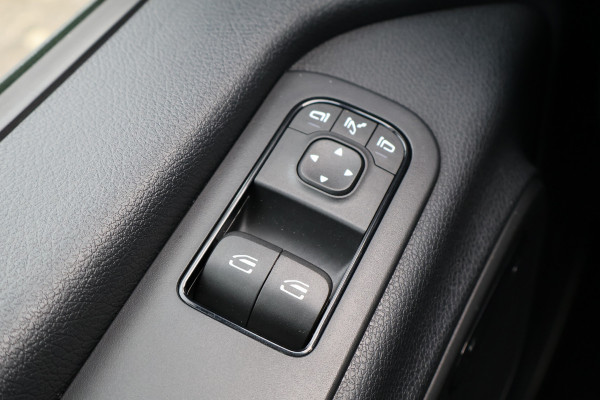 Mercedes-Benz Sprinter 317 CDI L2 H2 Automaat Navigatie Led