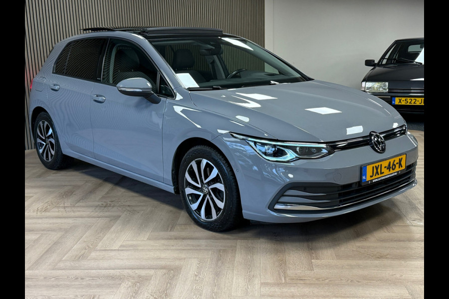 Volkswagen Golf 2.0 TDI DSG ACTIVE IQ LIGHT ACC LED PANO CAMERA PARKEERSENSOREN VOOR EN ACHTER STUURVERWARMING STOELVERWARMING