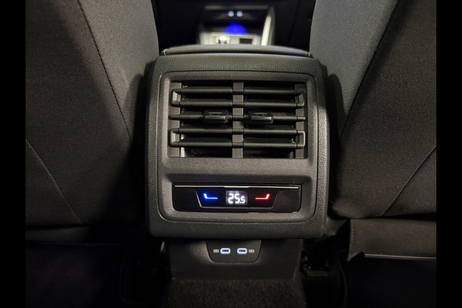 Volkswagen Golf 2.0 TDI DSG ACTIVE IQ LIGHT ACC LED PANO CAMERA PARKEERSENSOREN VOOR EN ACHTER STUURVERWARMING STOELVERWARMING