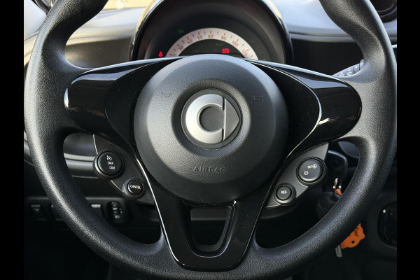 Smart Forfour Aut. EQ Essential 18 kWh | 89% SOH | LMV | Leder |