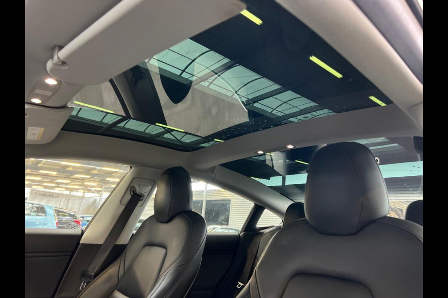 Tesla Model 3 Aut. Long Range Dual Motor AWD | SOH 91.2% | Autopilot | Panorama | Leder |