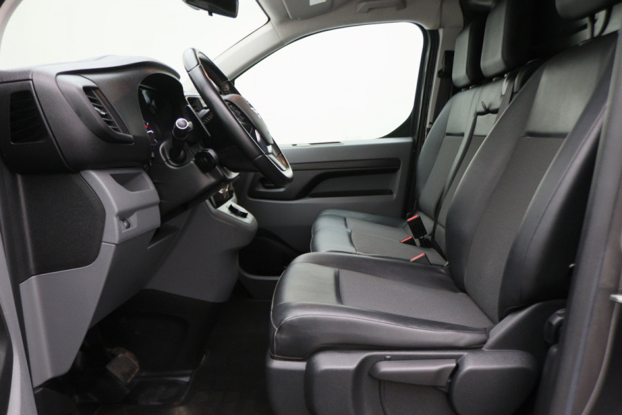 Opel Vivaro 2.0 CDTI L3H1 Innovation Leder/Stof, 3-Zits, Camera, Apple Carplay, Cruise, Imperiaal, Trekhaak, 18''