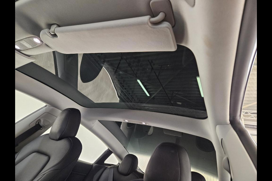 Tesla Model 3 Aut. Long Range Dual Motor AWD 75 kWh | Navi | Panorama | Trekhaak | Leder | Camera |