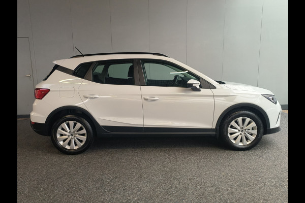 Seat Arona 1.0 EcoTSI Style Business Connect DSG AUTOMAAT uit 2024 Rijklaar + 12 maanden Bovag-garantie Henk Jongen Auto's in Helmond,  al 50 jaar service zoals 't hoort!