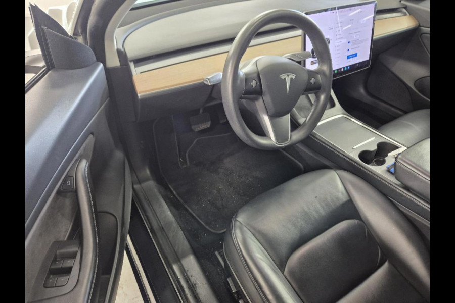 Tesla Model 3 Aut. Long Range Dual Motor AWD | SOH 89.7% | Autopilot | Panorama |