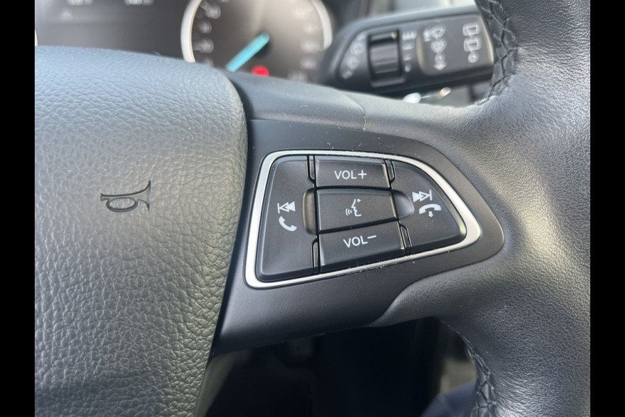 Ford EcoSport 125pk EB Titanium *DEALERONDERHOUDEN*TREKHAAK*WINTERPACK*CAMERA