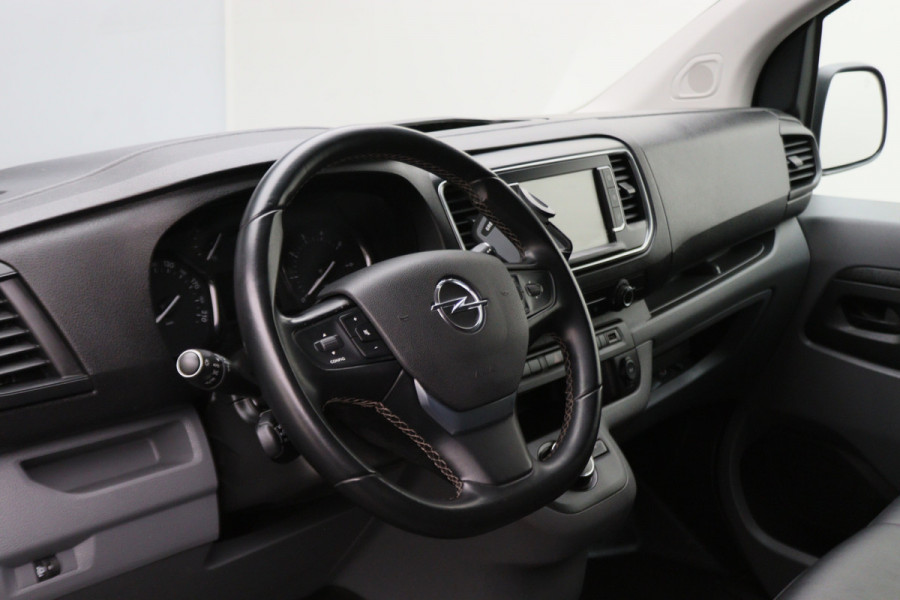 Opel Vivaro 2.0 CDTI L3H1 Innovation Leder/Stof, 3-Zits, Camera, Apple Carplay, Cruise, Imperiaal, Trekhaak, 18''