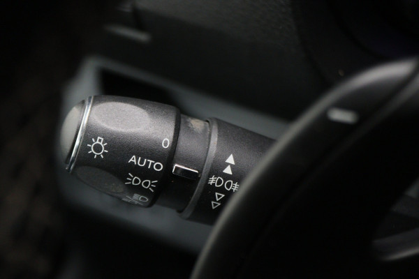 Opel Vivaro 2.0 CDTI L3H1 Innovation Leder/Stof, 3-Zits, Camera, Apple Carplay, Cruise, Imperiaal, Trekhaak, 18''