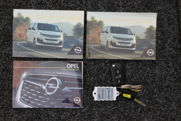 Opel Vivaro 2.0 CDTI L3H1 Innovation Leder/Stof, 3-Zits, Camera, Apple Carplay, Cruise, Imperiaal, Trekhaak, 18''