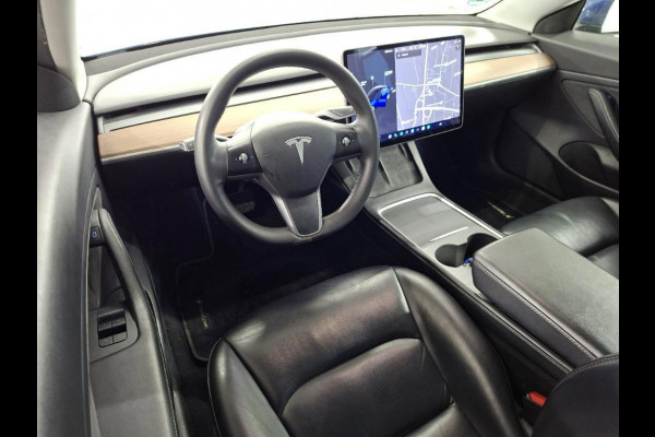 Tesla Model 3 Aut. Long Range Dual Motor AWD | Autopilot | Panorama | Leder |