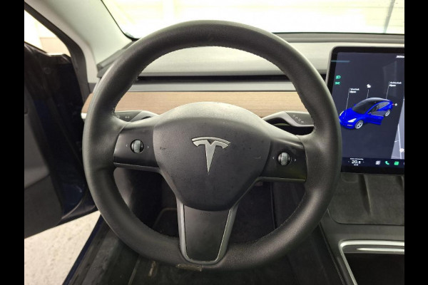 Tesla Model 3 Aut. Long Range Dual Motor AWD | Autopilot | Panorama | Leder |