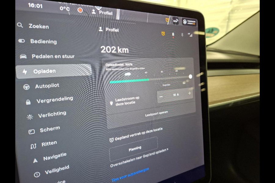 Tesla Model 3 Aut. Long Range Dual Motor AWD | Autopilot | Panorama | Leder |