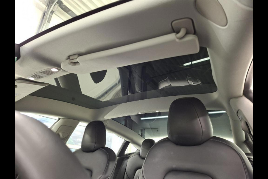 Tesla Model 3 Aut. Long Range Dual Motor AWD | Autopilot | Panorama | Leder |