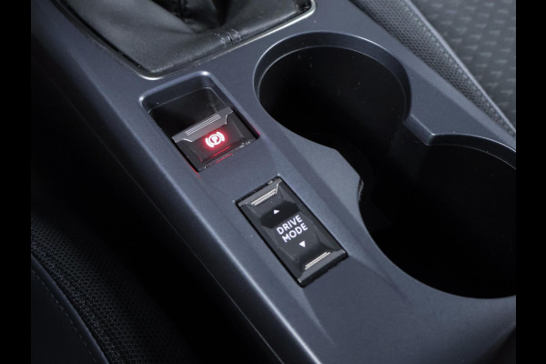 Peugeot 2008 1.2 PureTech Allure Sport (APPLE CARPLAY,NAVI,CAMERA,GETINT,CLIMATE,CRUISE,ELEKTRISCH PAKKET,SPORTSTOELEN,LM VELGEN)