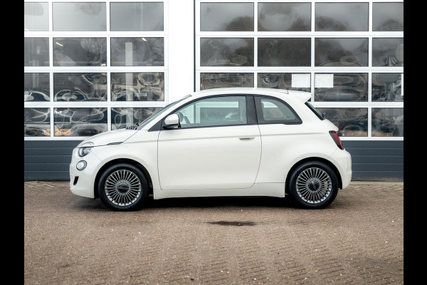 Fiat 500E Icon 42 kWh | Clima | Cruise | PDC | 16" | Apple Carplay