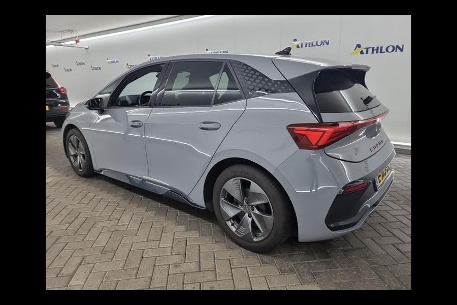 CUPRA Born Aut. Essential Edition 62 kWh | Groot Navi | Apple Car Play | ECC | PDC |